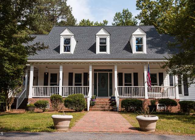 Property at 9200 Lake Carol Dr, Zebulon, NC 27597, 3 beds, 4 baths