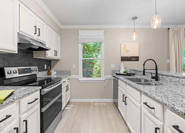 Property at 6104 New Market Way, Raleigh, NC 27609, 3 beds, 2.5 baths