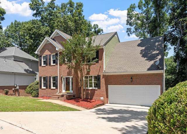 Property at 4733 Royal Troon Dr, Raleigh, NC 27604, 5 beds, 3.5 baths