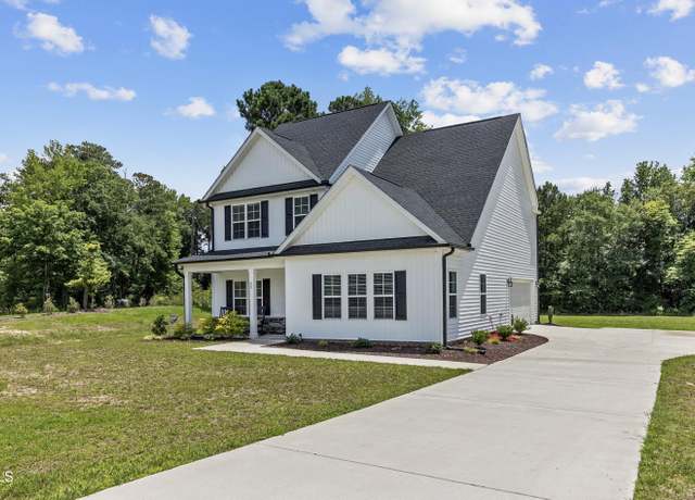 Property at 25 Cornfield Way, Sanford, NC 27332, 3 beds, 2.5 baths
