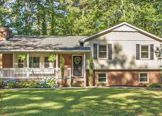 Property at 821 Stoneybrook Dr, Sanford, NC 27330, 3 beds, 2 baths