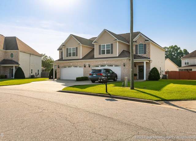 Property at 2333 Dovedale Dr Unit A, Greenville, NC 27834, 3 beds, 2.5 baths