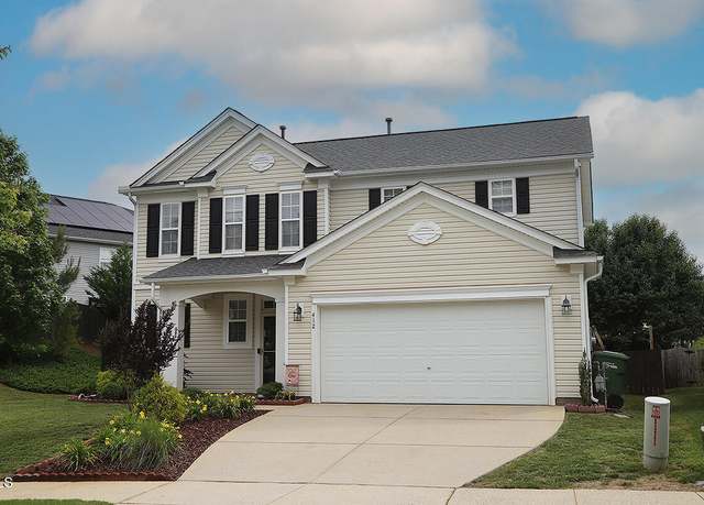 Property at 412 Ashdale Dr, Fuquay Varina, NC 27526, 3 beds, 2.5 baths