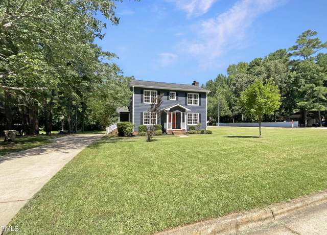 Property at 1400 Woods Creek Dr, Garner, NC 27529, 3 beds, 2.5 baths