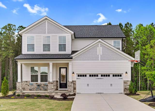 Property at 67 Comfort Ct, Fuquay Varina, NC 27526, 4 beds, 2.5 baths