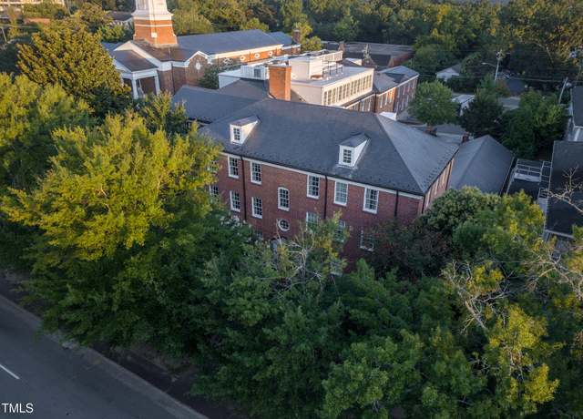 Property at 213 E Franklin St Unit 400, Chapel Hill, NC 27514, 3 beds, 3.5 baths