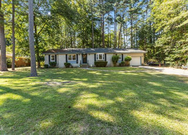 Property at 5529 Hedrick Dr, Fayetteville, NC 28303, 3 beds, 2 baths