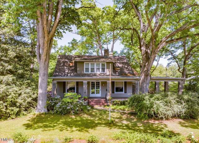 Property at 2400 Fairview Rd, Raleigh, NC 27608, 4 beds, 3.5 baths