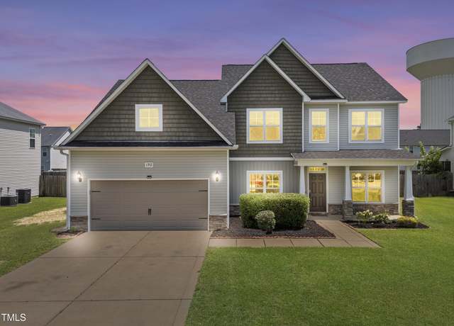 Property at 192 Fountain Grove Dr, Raeford, NC 28376, 4 beds, 3.5 baths