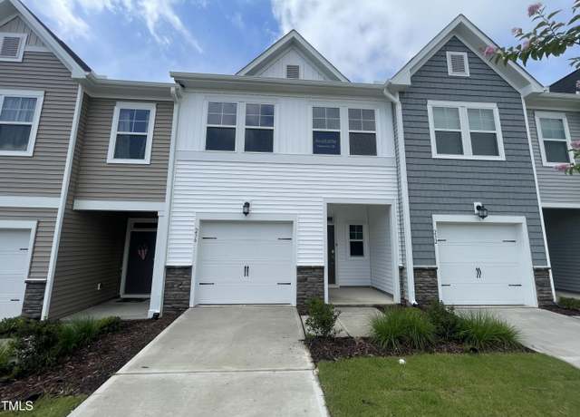 Property at 236 Paramount Dr, Smithfield, NC 27577, 3 beds, 2.5 baths