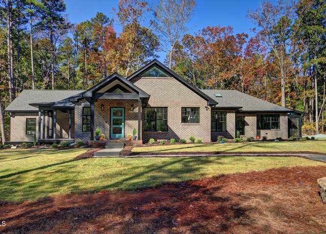 Property at 1414 Whippoorwill Ln, Chapel Hill, NC 27517, 4 beds, 4 baths