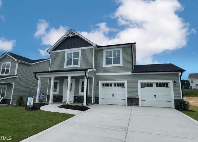 Property at 172 London Dr, Raeford, NC 28376, 4 beds, 2.5 baths