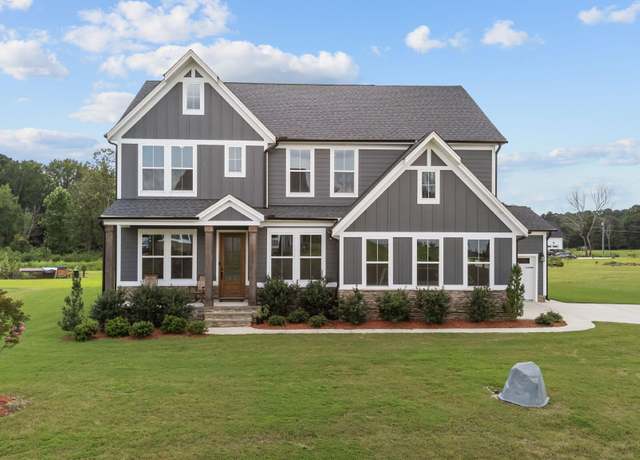 Property at 2829 Arrowsmith Dr, Fuquay Varina, NC 27526, 5 beds, 4.5 baths
