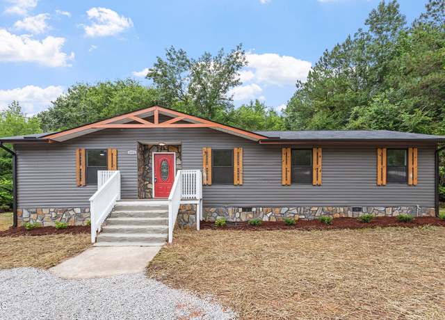 Property at 1482 Pickard Rd, Sanford, NC 27330, 4 beds, 2 baths