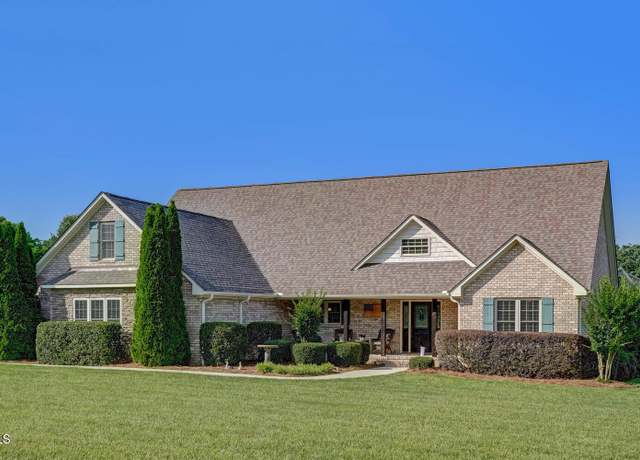Property at 183 Oak Leaf Dr, Reidsville, NC 27320, 3 beds, 2 baths