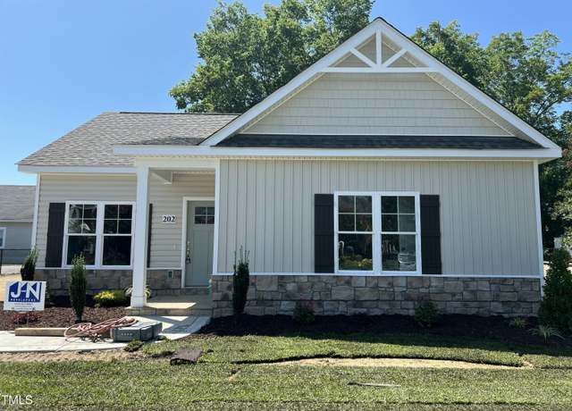 Property at 202 S Pearl St, Princeton, NC 27569, 3 beds, 2 baths