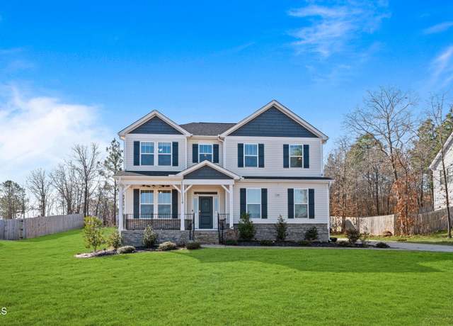 Property at 594 Executive Dr, Lillington, NC 27546, 3 beds, 2.5 baths