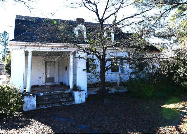 Property at 1101 Sunset Ave, Rocky Mount, NC 27804, 4 beds, 3 baths
