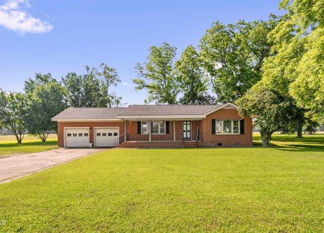 Property at 5058 Wayne Memorial Dr, Goldsboro, NC 27534, 2 beds, 2 baths