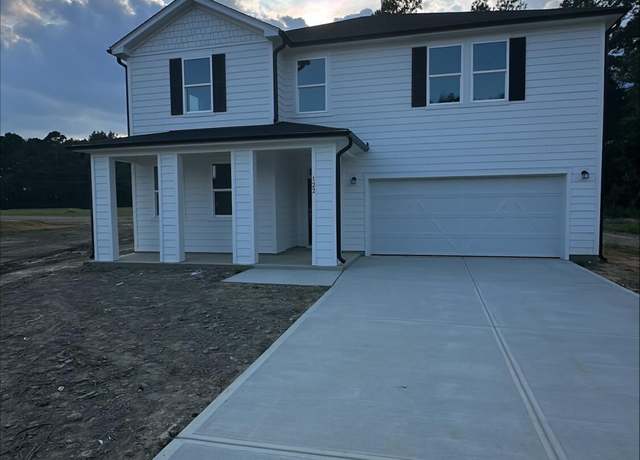 Property at 122 Boss Shot Dr, Smithfield, NC 27577, 4 beds, 2.5 baths