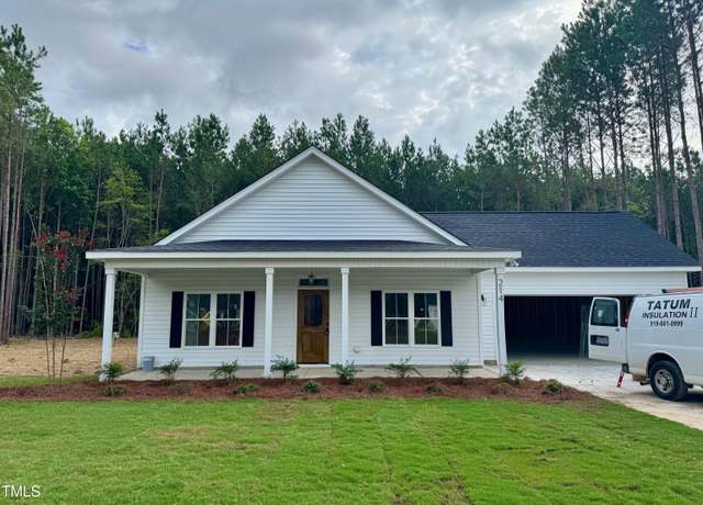 Property at 214 Green Pines Estates Dr, Kenly, NC 27542, 4 beds, 2.5 baths