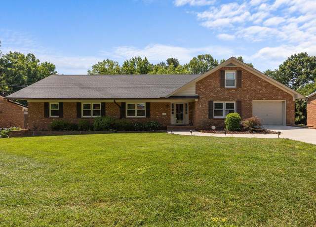 Property at 1926 Downing Dr, Burlington, NC 27215, 6 beds, 3 baths