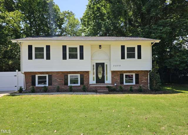 Property at 3208 Tradewind Ct, Raleigh, NC 27610, 4 beds, 3 baths