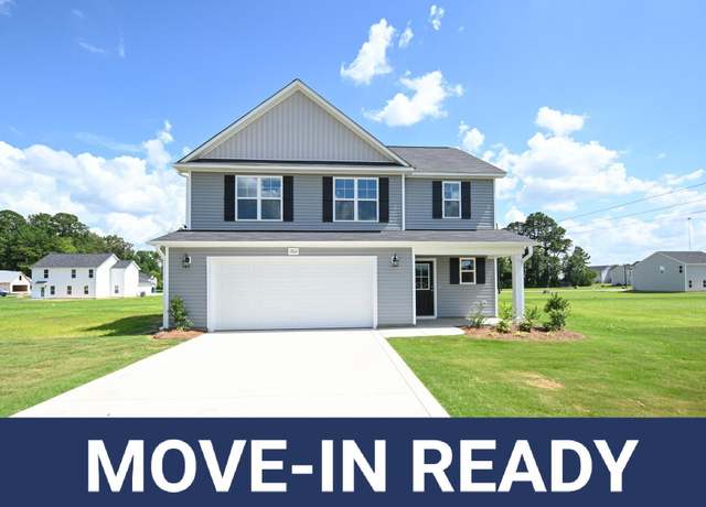Property at 1922 Elephant Ln, Hope Mills, NC 28348, 4 beds, 2.5 baths
