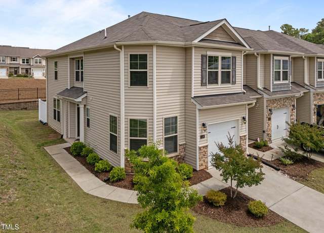 Property at 1136 Longitude Dr, Durham, NC 27713, 3 beds, 2.5 baths