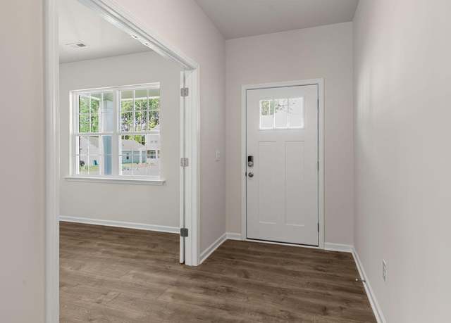 Property at 958 Ocean Ct, Carthage, NC 28327, 5 beds, 3 baths