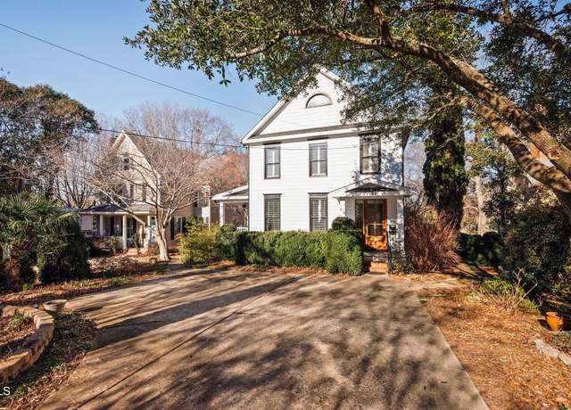 Property at 2714 B Clark Ave, Raleigh, NC 27607, 3 beds, 2.5 baths