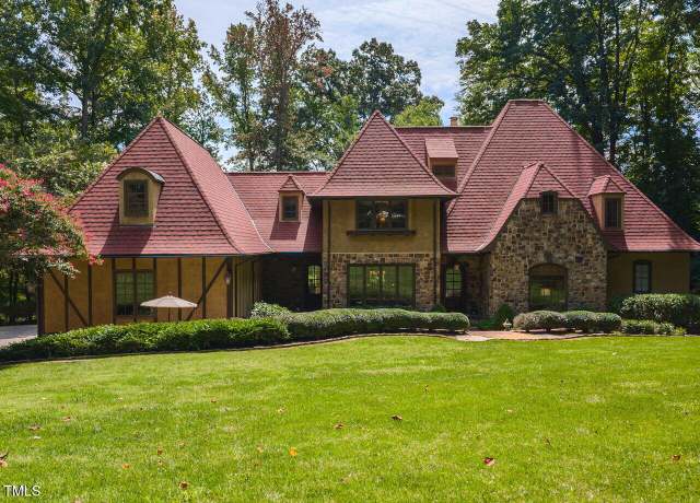 Property at 5507 Spring House Ln, Chapel Hill, NC 27516, 4 beds, 5 baths