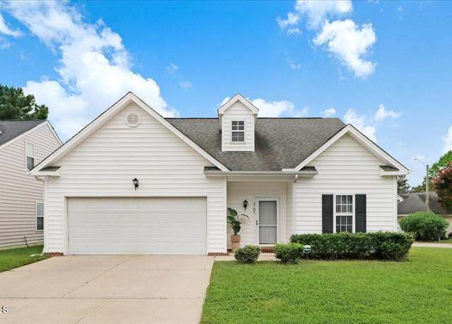 Property at 2165 Castle Pines Dr, Raleigh, NC 27604, 3 beds, 2.5 baths