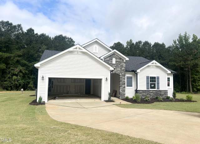 Property at 283 Golfview Ave, Benson, NC 27504, 3 beds, 2 baths