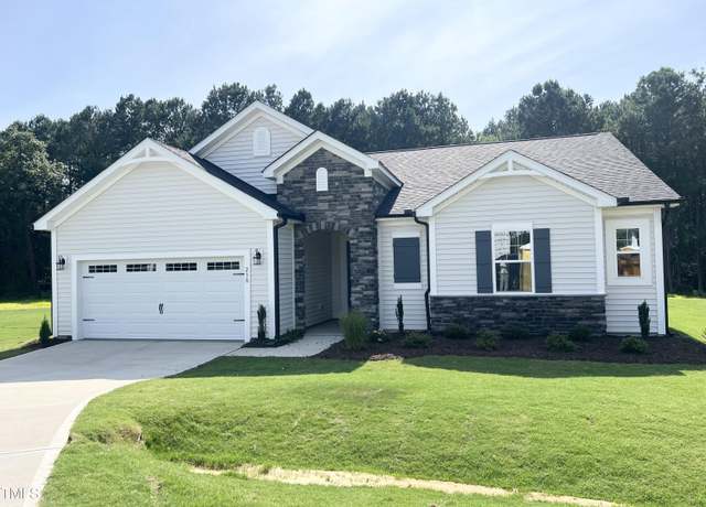 Property at 283 Golfview Ave, Benson, NC 27504, 3 beds, 2 baths