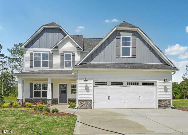 Property at 18 Hewitt Woods Dr, Clayton, NC 27527, 4 beds, 3.5 baths
