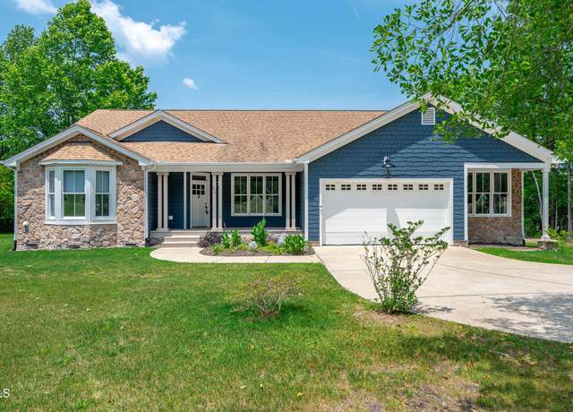 Property at 390 Lake Magnolia Way, Smithfield, NC 27577, 4 beds, 3 baths