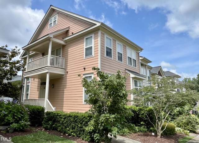 Property at 440 Heritage Village Ln, Apex, NC 27502, 4 beds, 2.5 baths