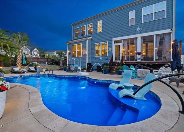 Property at 221 Obsidian Dr, Holly Springs, NC 27540, 5 beds, 4 baths