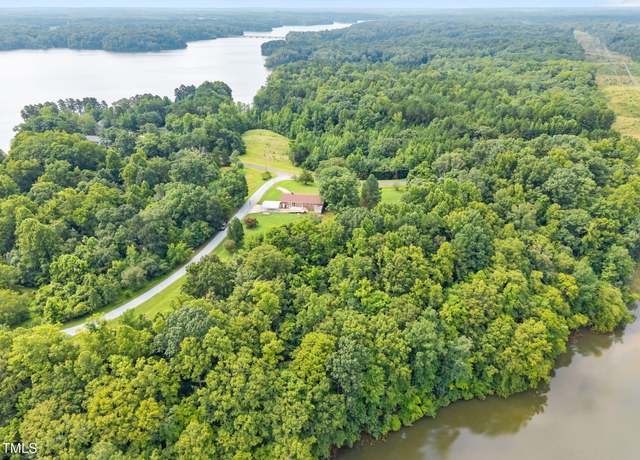 Property at 1105 Fontaine Rd, Roxboro, NC 27574, 3 beds, 2 baths