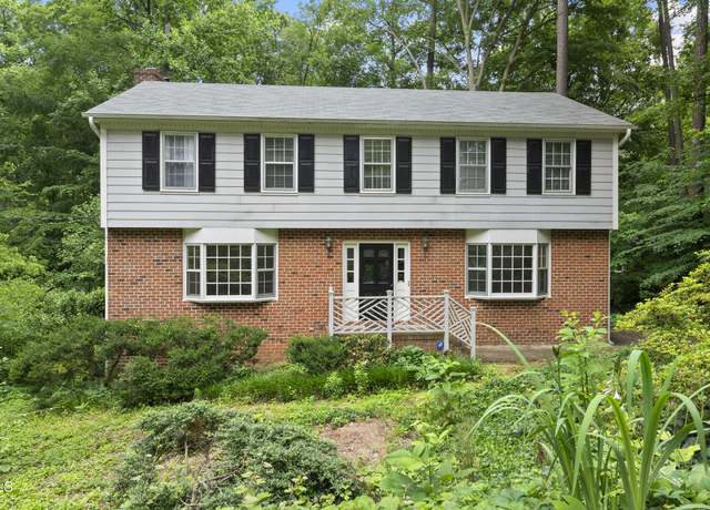 Property at 2004 Beecham Cir, Raleigh, NC 27607, 4 beds, 3.5 baths