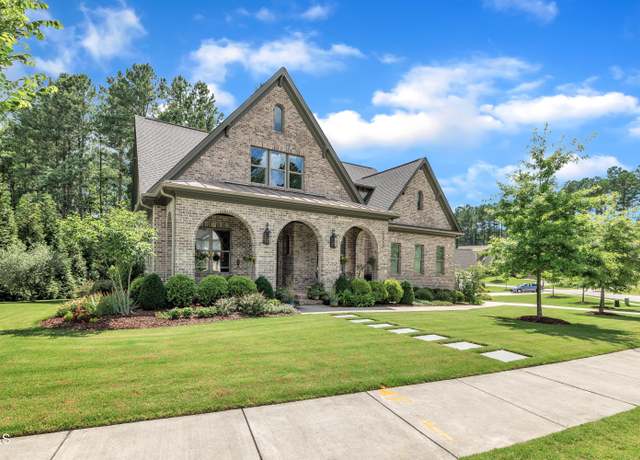 Property at 2203 Meadowcreek Dr, Durham, NC 27705, 4 beds, 4.5 baths