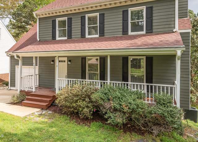 Property at 302 Rushingwater Dr, Cary, NC 27513, 4 beds, 2.5 baths