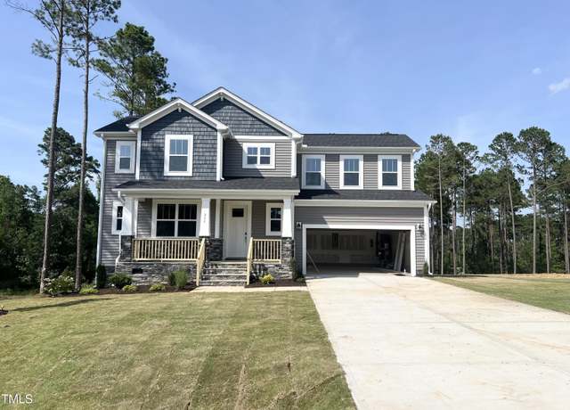 Property at 266 Golfview Ave, Benson, NC 27504, 4 beds, 3 baths