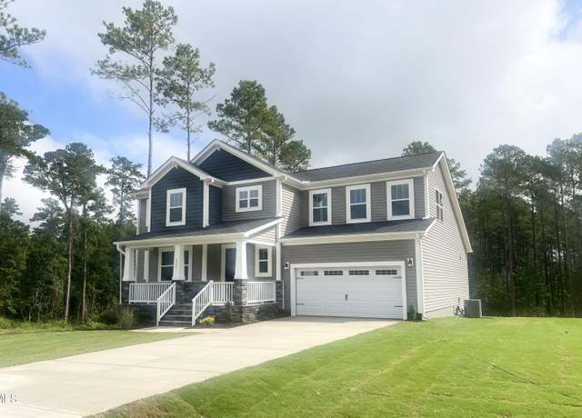 Property at 266 Golfview Ave, Benson, NC 27504, 4 beds, 3 baths
