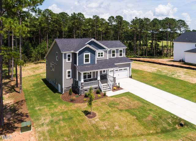 Property at 266 Golfview Ave, Benson, NC 27504, 4 beds, 3 baths