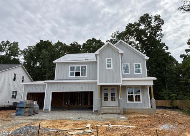Property at 3825 Fairway View Dr, Fuquay Varina, NC 27526, 5 beds, 3 baths