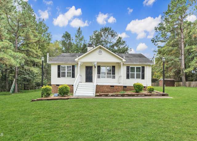 Property at 308 Deep Creek Dr, Clayton, NC 27520, 3 beds, 2 baths