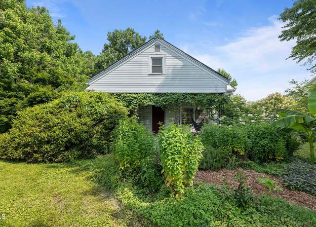 Property at 1090 S Fifth St, Mebane, NC 27302, 3 beds, 2 baths