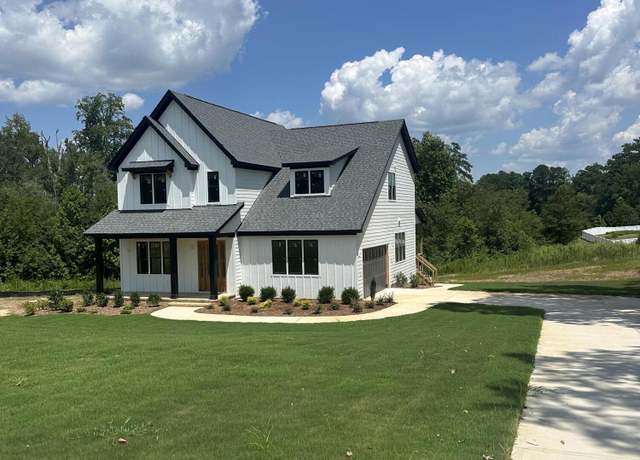 Property at 103 Slocum Dr, Wendell, NC 27591, 4 beds, 3 baths